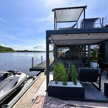 Boat House For 7 With Jacuzzi * Dziwnow